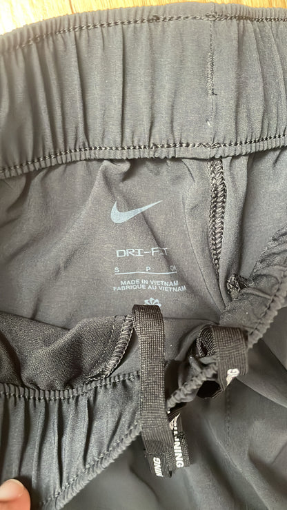 Jogging Nike running dri fit essential